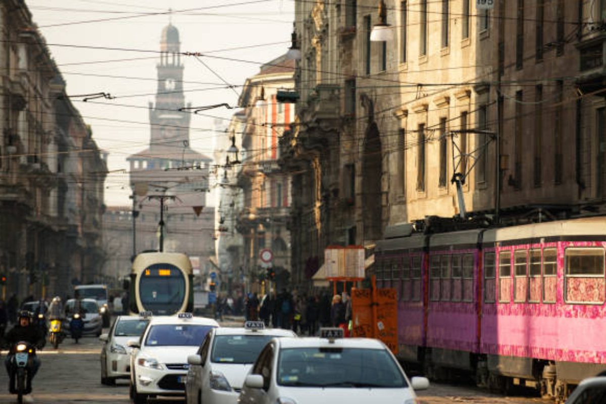 Divieti a Milano contro l'inquinamento