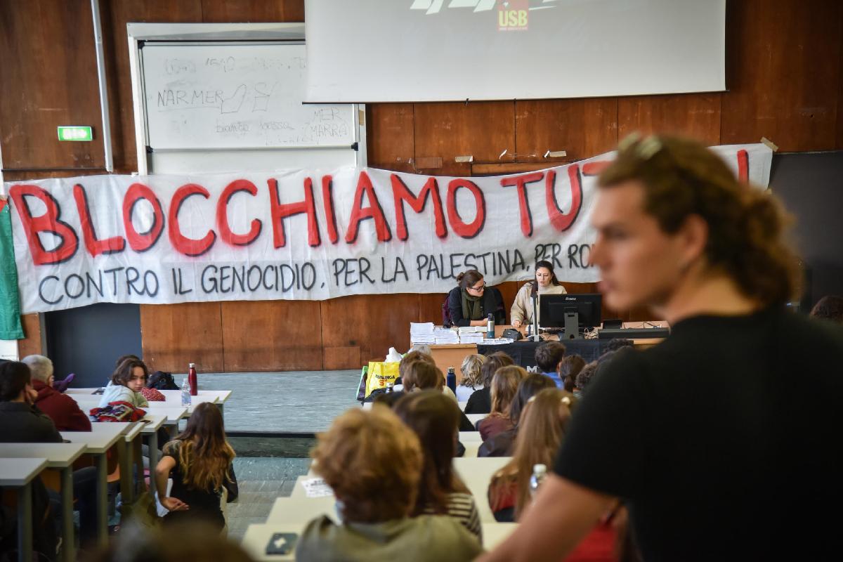 Una protesta pro-Pal all'Università Statale di Milano